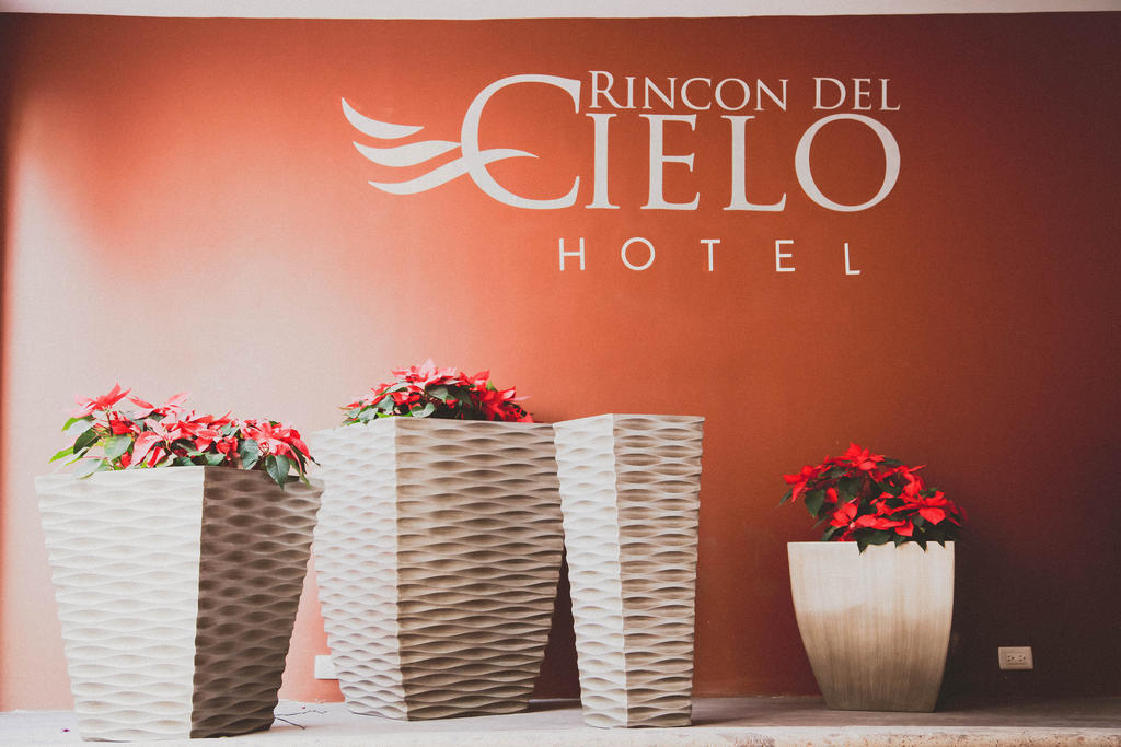 Hotel Rincon Del Cielo سان خوان دي لوس لاغوس المظهر الخارجي الصورة